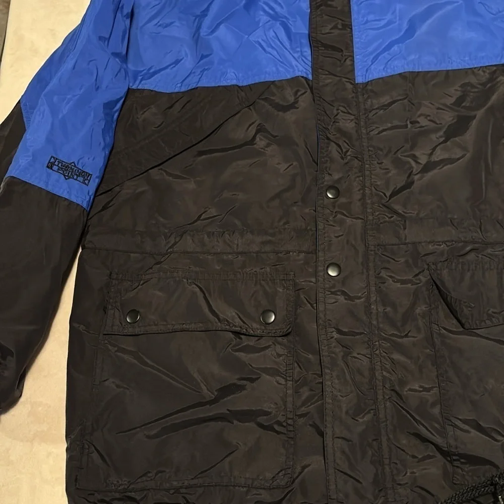 Vintage Turning Point Men's Blue and Black Windbreaker Jacket
